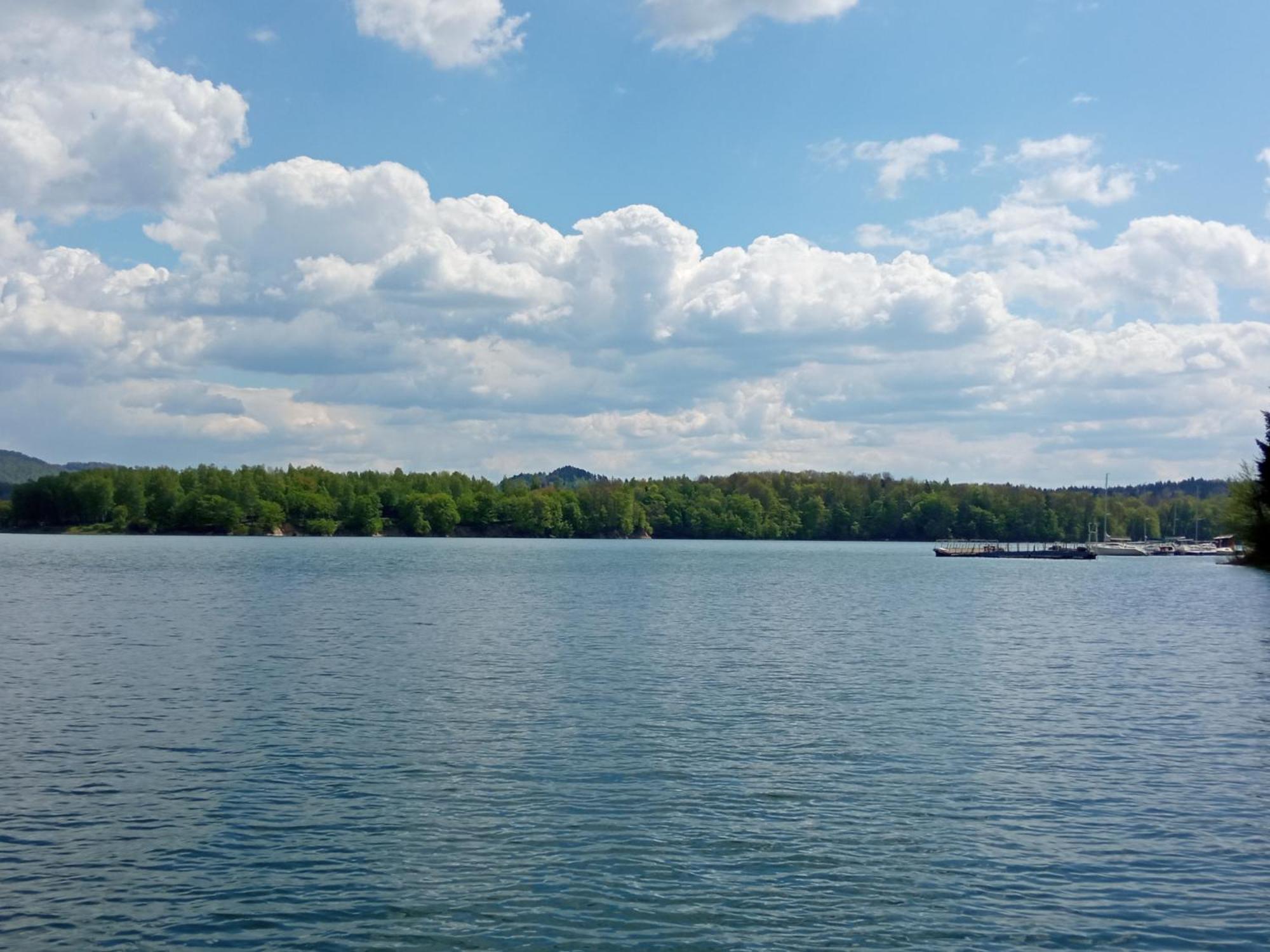 Jacht Elektryczny Bez Patentu Solina (Podkarpackie) Exterior foto